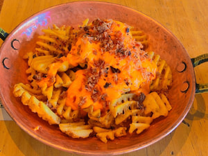 Batata Frita C/ Cheddar e Bacon