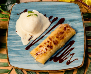 Panqueca de Doce de Leite com Sorvete de Creme