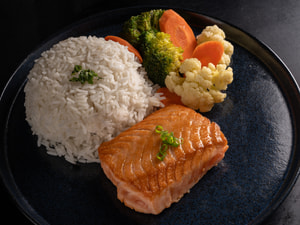 Teppan de Salmao
