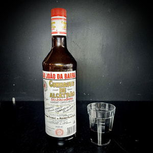 Conhaque de Alcatrao