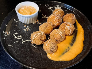 Open Bolinho de Costela