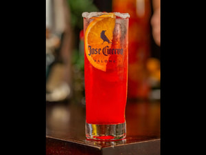 Cuervo Paloma