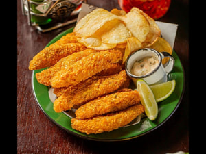Isca de Peixe com Batata Chips