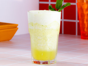 Suco Abacaxi Hortela
