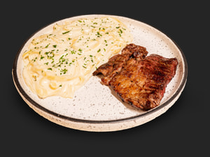 Beef com Fettuccine Molho Alfredo