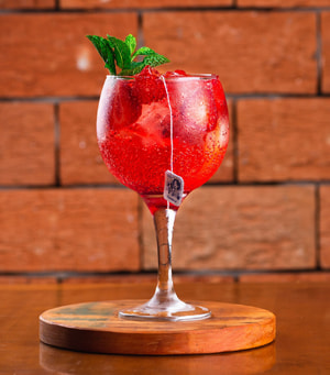 Tanqueray Red