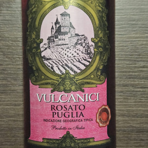 Italia - Vulcanici Rosato Puglia Igt