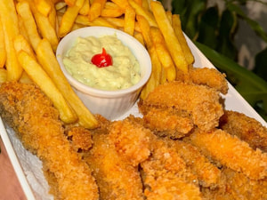 Chicken Empanado e Fritas