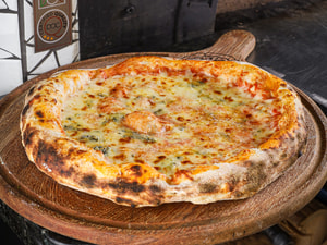 Pizza Formaggi Grande