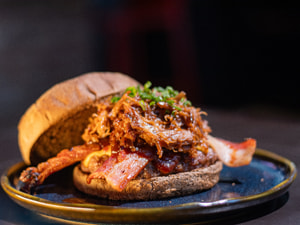 Pulled Pork Burger