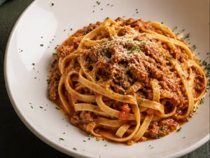 Fettuccine A Bolonhesa