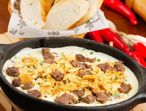 File Mignon Ao Molho Gorgonzola com Pao