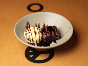 Brownie com Sorvete de Creme