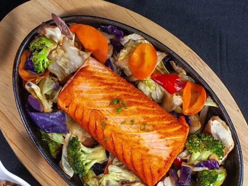 Teppan de Salmão Grelhado